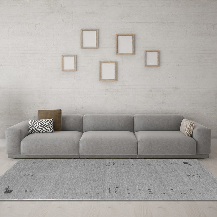 Machine Washable Abstract Gray Contemporary Rug in a Living Room,, wshcon168gry