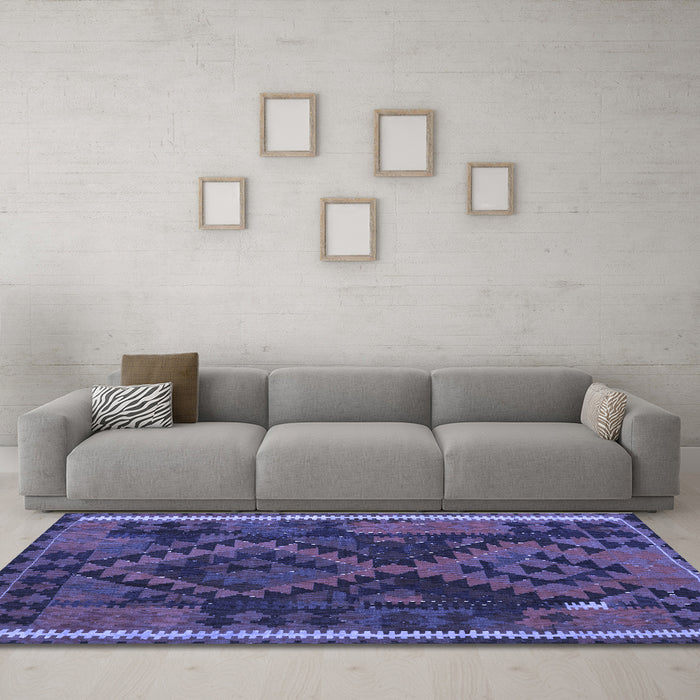 Machine Washable Oriental Blue Traditional Rug in a Living Room, wshcon1691blu