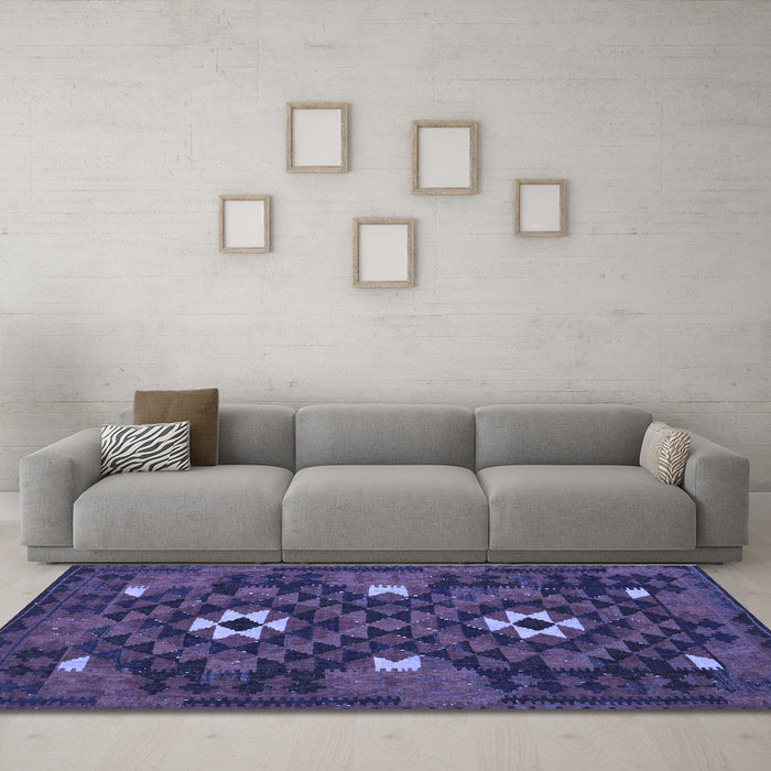 Machine Washable Oriental Blue Traditional Rug in a Living Room, wshcon1694blu