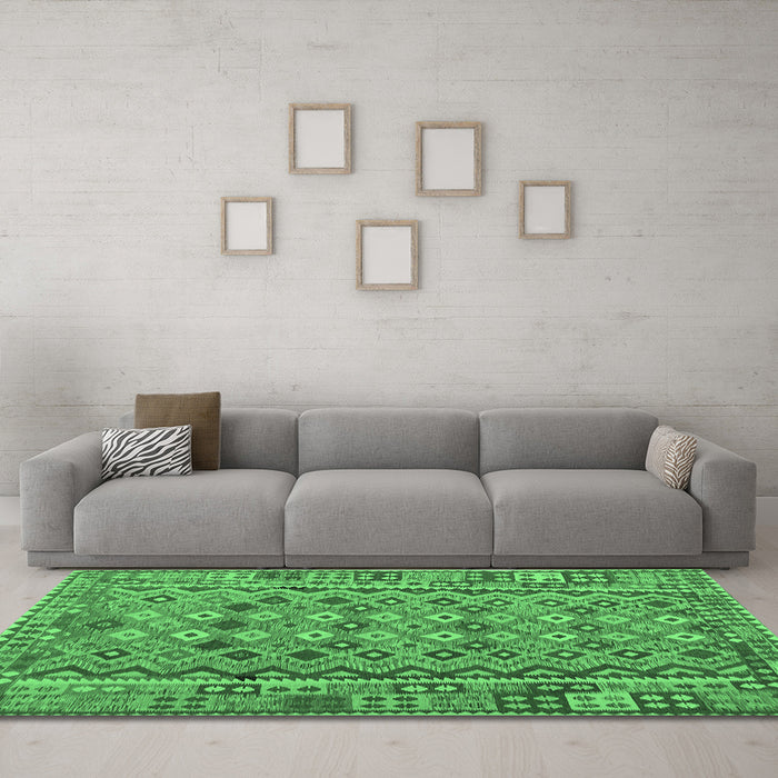 Machine Washable Abstract Emerald Green Contemporary Area Rugs in a Living Room,, wshcon1696emgrn