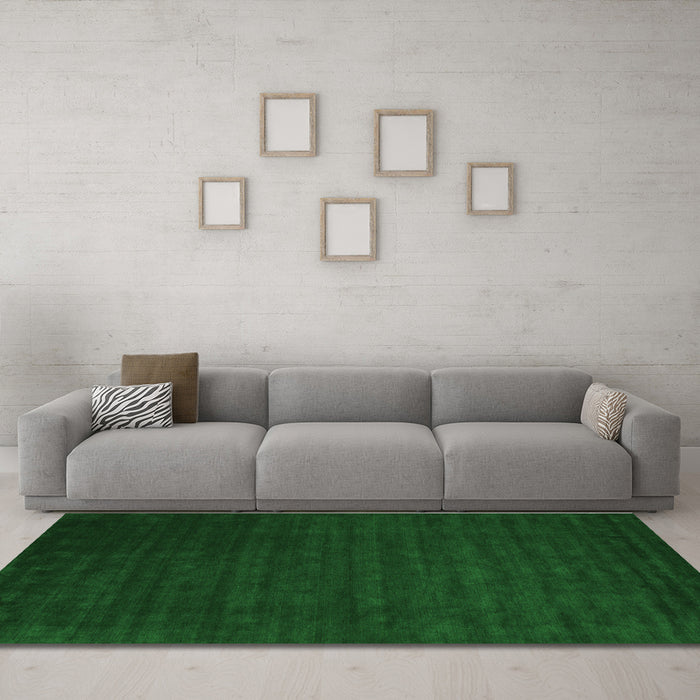 Machine Washable Abstract Green Contemporary Area Rugs in a Living Room,, wshcon16grn