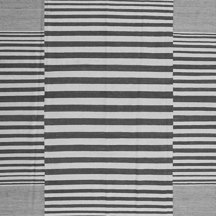 Serging Thickness of Machine Washable Abstract Gray Contemporary Rug, wshcon1700gry