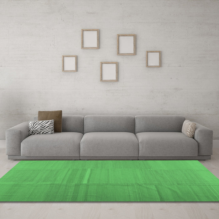 Machine Washable Abstract Emerald Green Contemporary Area Rugs in a Living Room,, wshcon1702emgrn