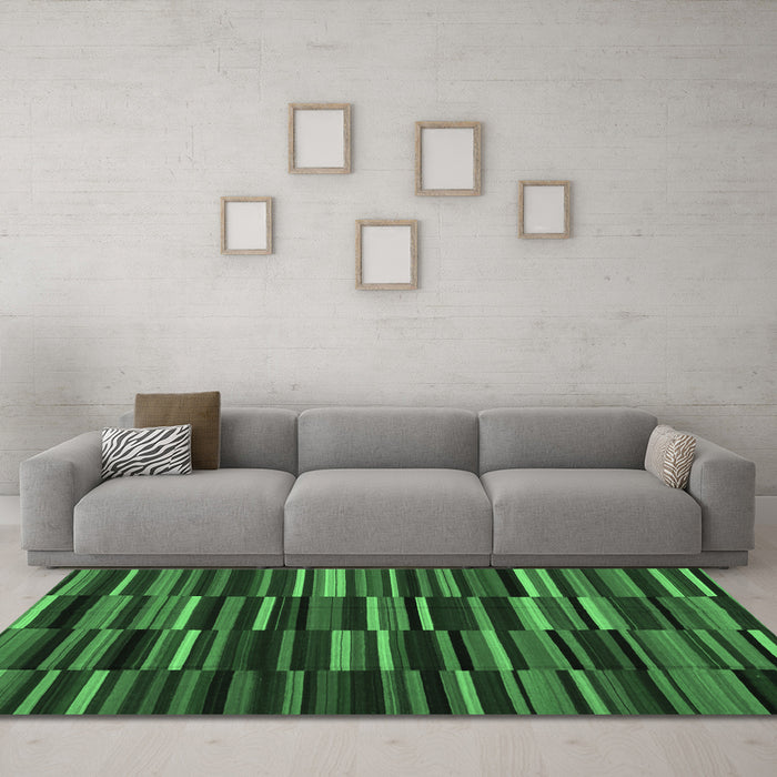 Machine Washable Abstract Emerald Green Contemporary Area Rugs in a Living Room,, wshcon1709emgrn