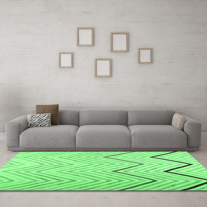 Machine Washable Abstract Emerald Green Contemporary Area Rugs in a Living Room,, wshcon1710emgrn