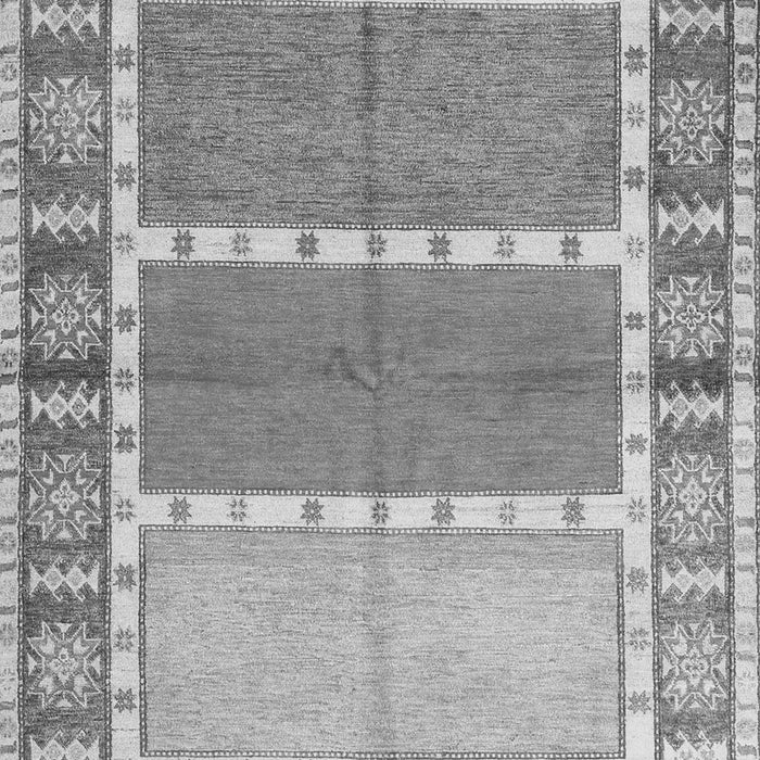Serging Thickness of Machine Washable Southwestern Gray Country Rug, wshcon1714gry