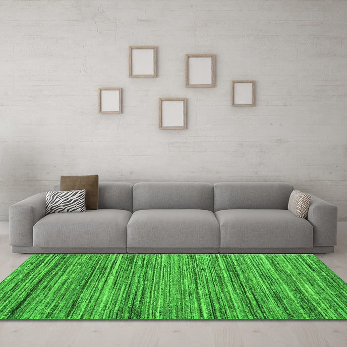 Machine Washable Abstract Green Contemporary Area Rugs in a Living Room,, wshcon1715grn