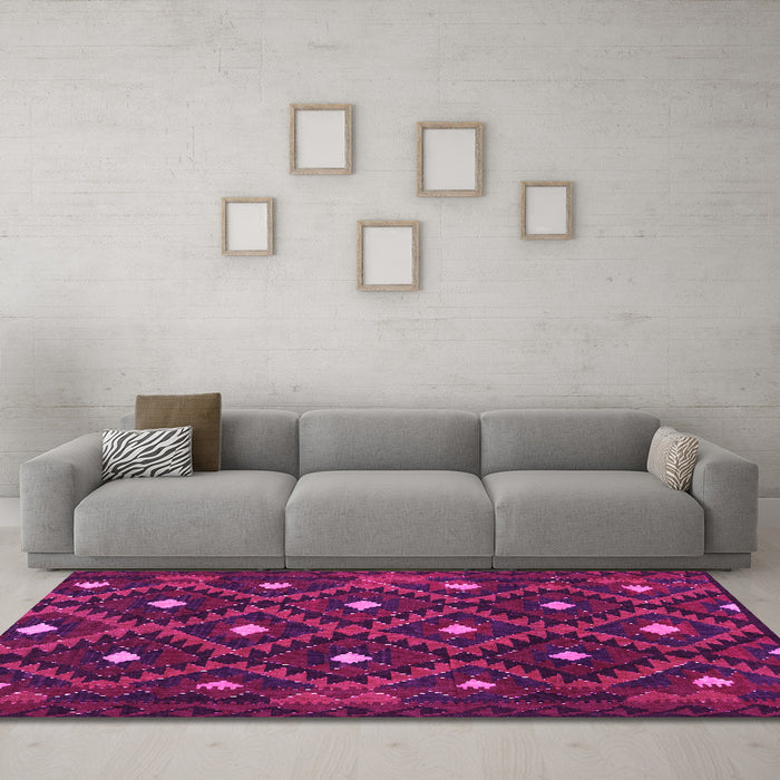 Machine Washable Oriental Pink Traditional Rug in a Living Room, wshcon1717pnk