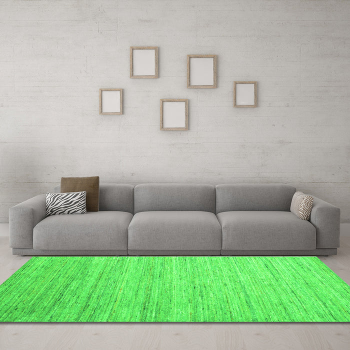 Machine Washable Abstract Green Contemporary Area Rugs in a Living Room,, wshcon1724grn