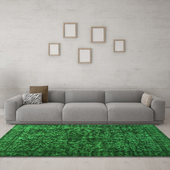 Machine Washable Abstract Green Contemporary Area Rugs in a Living Room,, wshcon1734grn