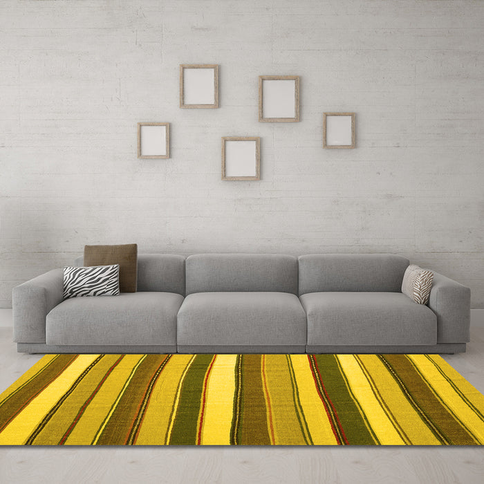 Machine Washable Abstract Yellow Contemporary Rug in a Living Room, wshcon1735yw