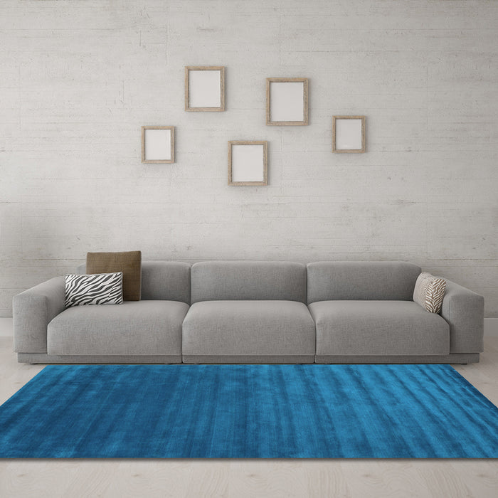 Machine Washable Abstract Light Blue Contemporary Rug in a Living Room, wshcon173lblu