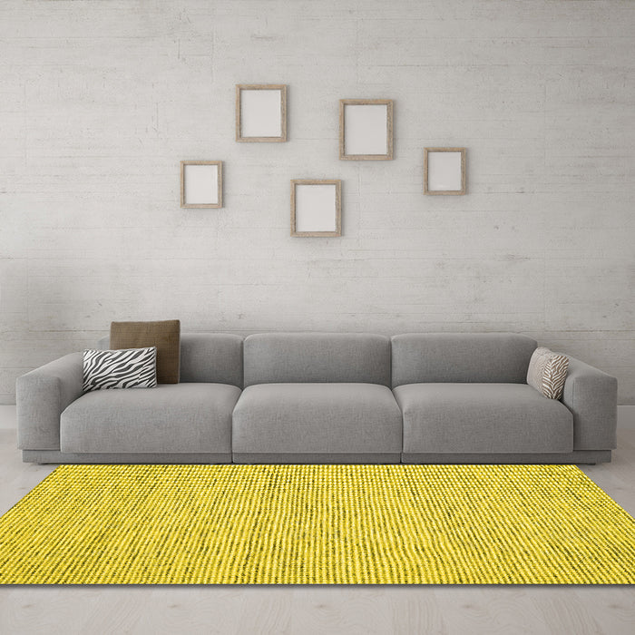 Machine Washable Abstract Yellow Contemporary Rug in a Living Room, wshcon1746yw