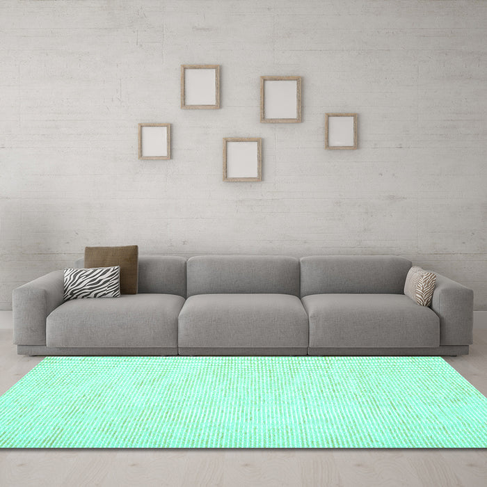 Machine Washable Solid Turquoise Modern Area Rugs in a Living Room,, wshcon1747turq