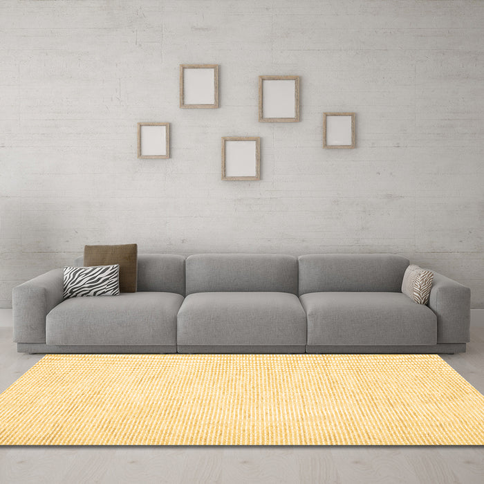 Machine Washable Solid Brown Modern Rug in a Living Room,, wshcon1747brn