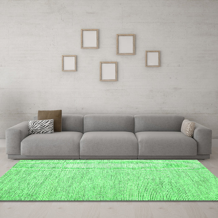 Machine Washable Abstract Green Contemporary Area Rugs in a Living Room,, wshcon1751grn