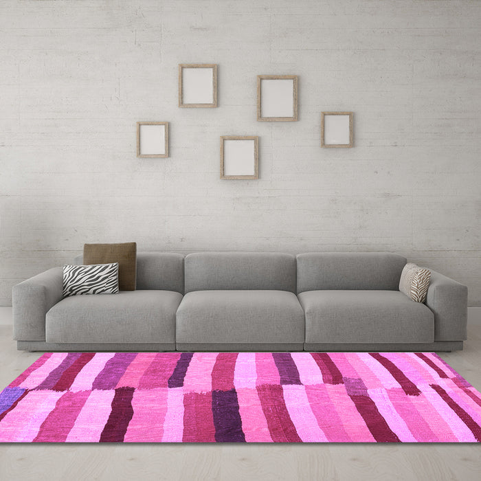 Machine Washable Oriental Purple Traditional Area Rugs in a Living Room, wshcon1756pur