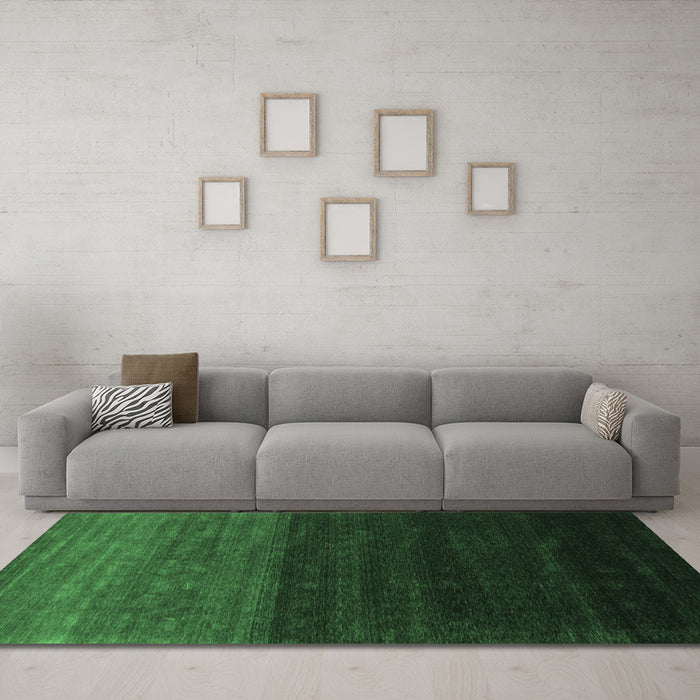Machine Washable Abstract Emerald Green Contemporary Area Rugs in a Living Room,, wshcon1768emgrn