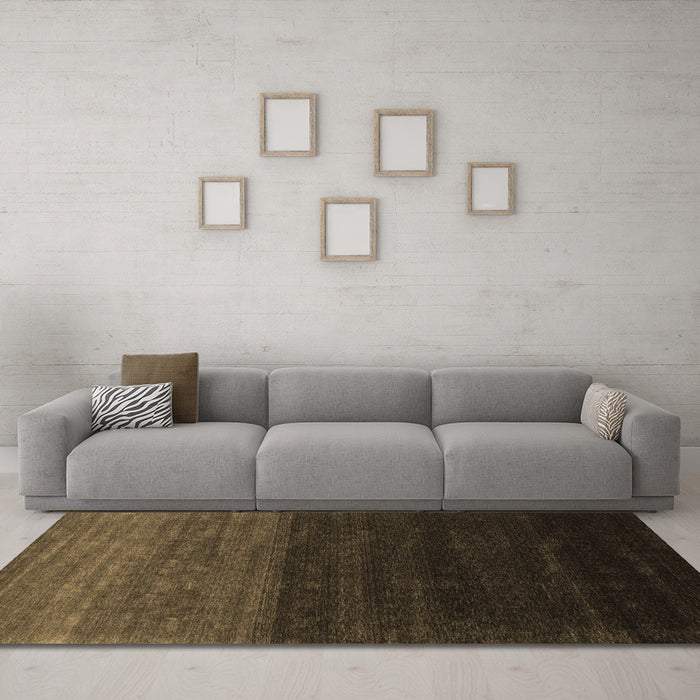 Machine Washable Abstract Brown Contemporary Rug in a Living Room,, wshcon1768brn