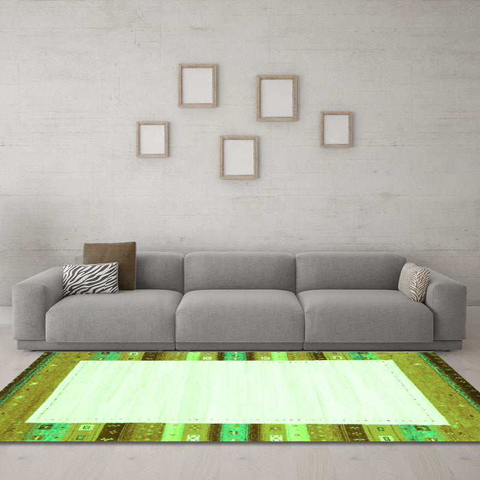 Machine Washable Solid Green Modern Area Rugs in a Living Room,, wshcon1772grn