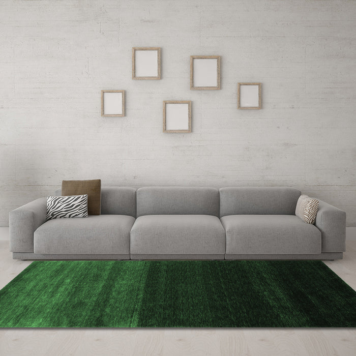 Machine Washable Abstract Emerald Green Contemporary Area Rugs in a Living Room,, wshcon1780emgrn