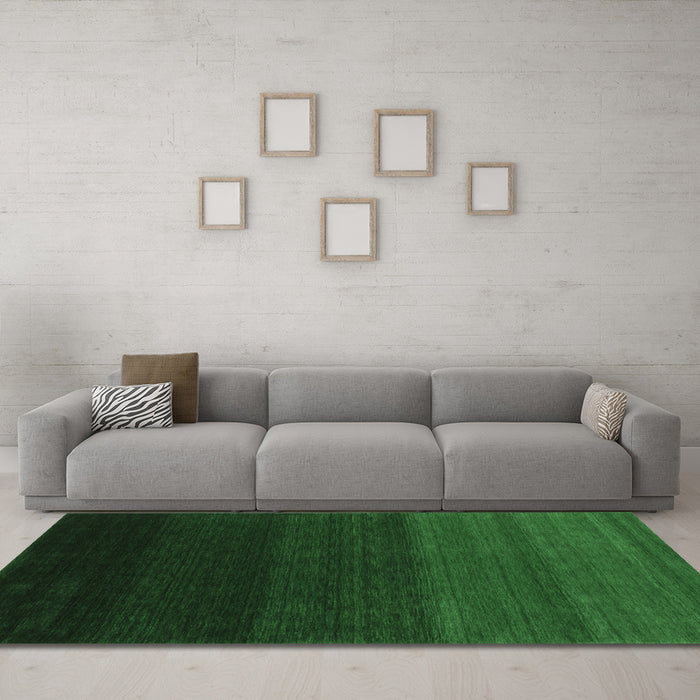 Machine Washable Abstract Emerald Green Contemporary Area Rugs in a Living Room,, wshcon1783emgrn