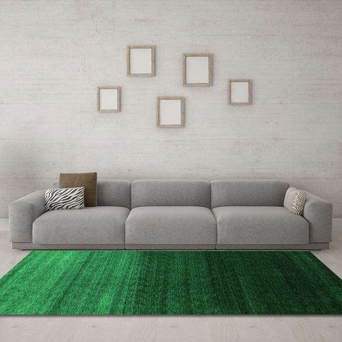 Machine Washable Abstract Green Contemporary Area Rugs in a Living Room,, wshcon1787grn