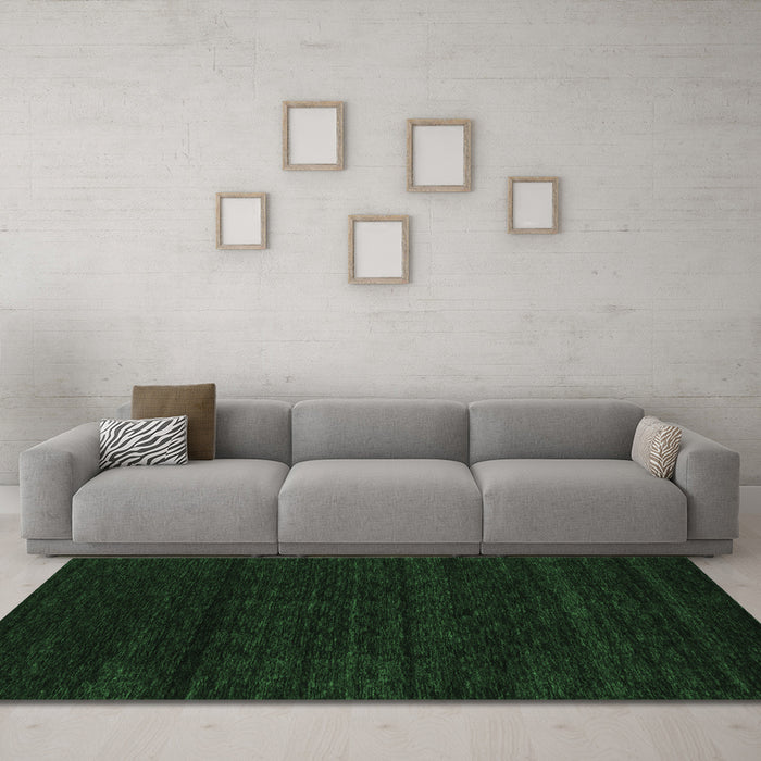 Machine Washable Abstract Emerald Green Contemporary Area Rugs in a Living Room,, wshcon1789emgrn
