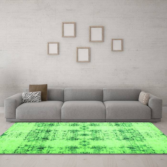 Machine Washable Solid Green Modern Area Rugs in a Living Room,, wshcon1794grn