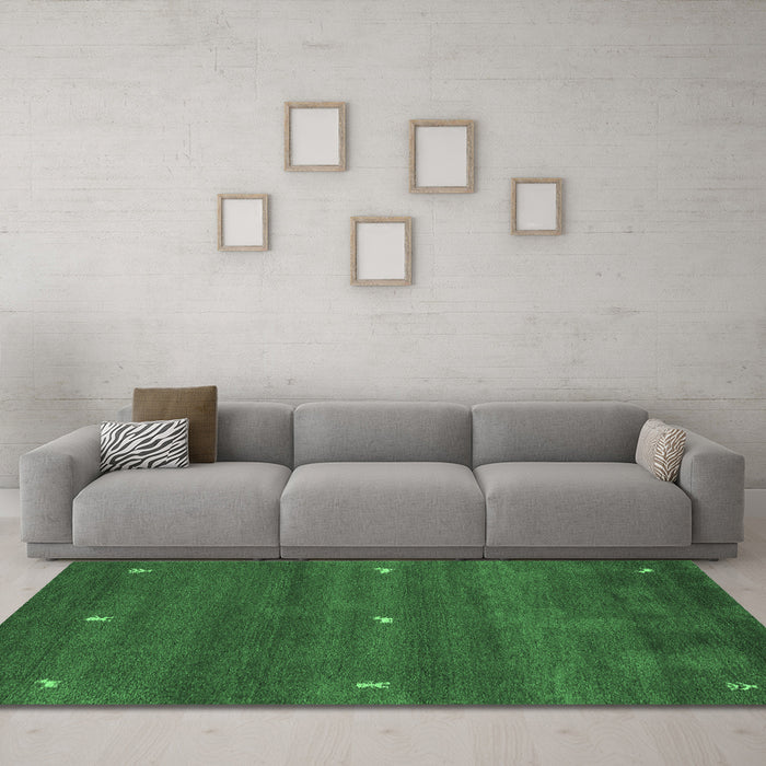 Machine Washable Abstract Emerald Green Contemporary Area Rugs in a Living Room,, wshcon1795emgrn