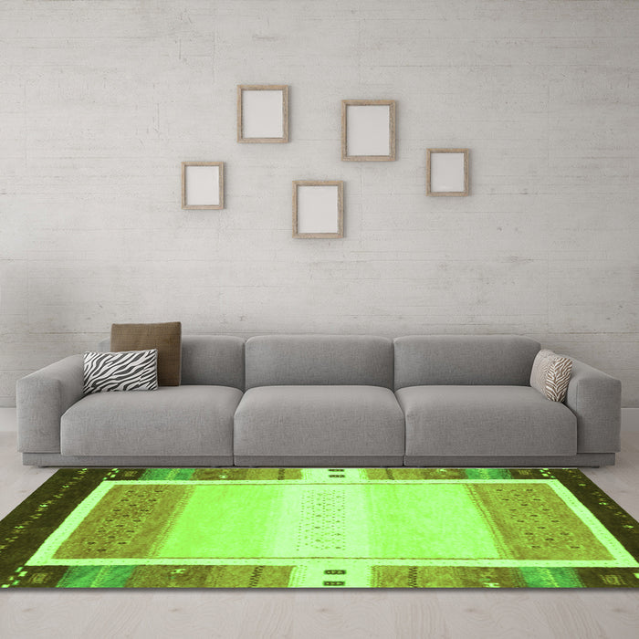 Machine Washable Abstract Green Contemporary Area Rugs in a Living Room,, wshcon1798grn