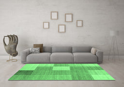 Machine Washable Checkered Emerald Green Modern Area Rugs in a Living Room,, wshcon1801emgrn