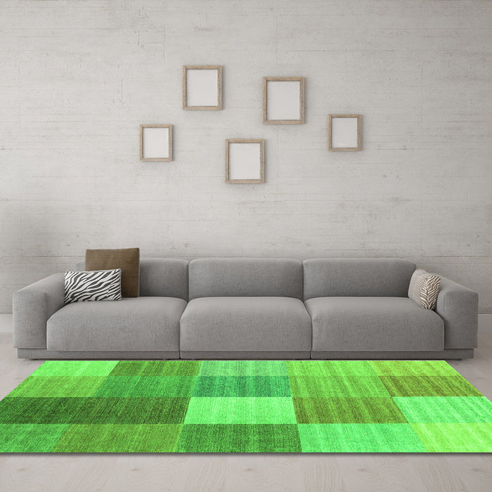 Machine Washable Checkered Green Modern Area Rugs in a Living Room,, wshcon1806grn