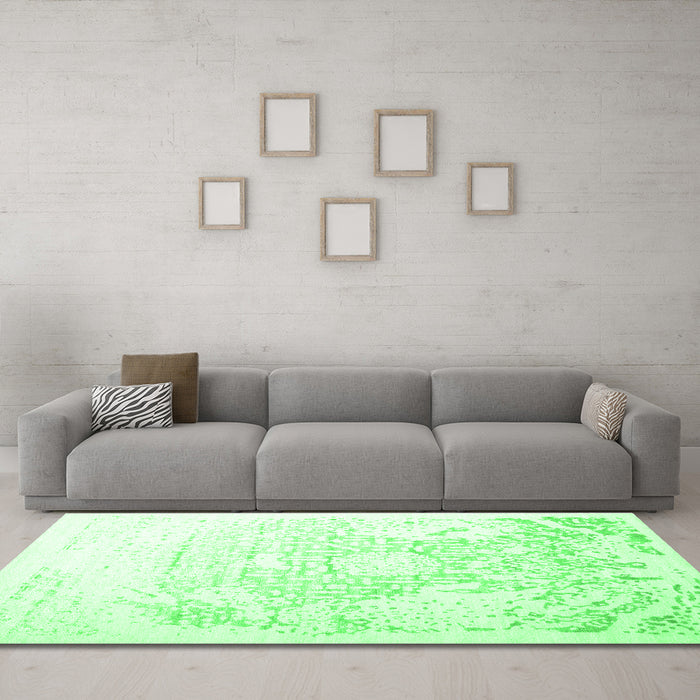 Machine Washable Abstract Green Contemporary Area Rugs in a Living Room,, wshcon1812grn