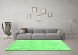 Machine Washable Abstract Emerald Green Contemporary Area Rugs in a Living Room,, wshcon1818emgrn