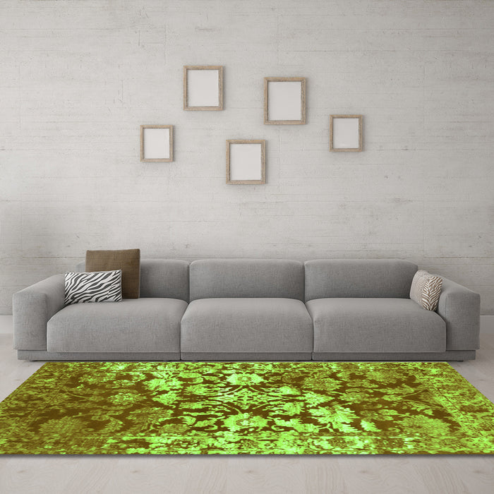 Machine Washable Abstract Green Contemporary Area Rugs in a Living Room,, wshcon1819grn