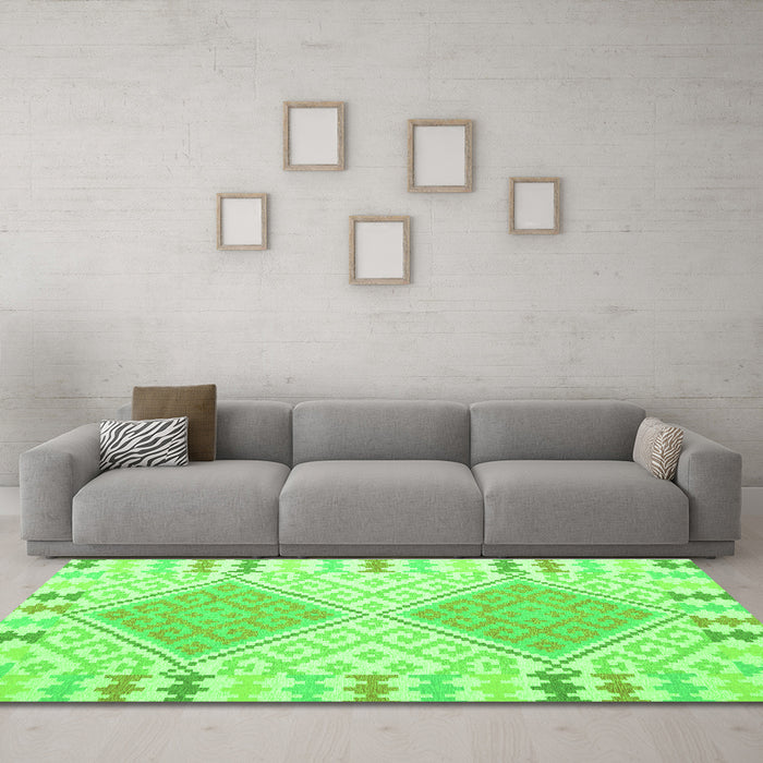 Machine Washable Southwestern Green Country Area Rugs in a Living Room,, wshcon1829grn