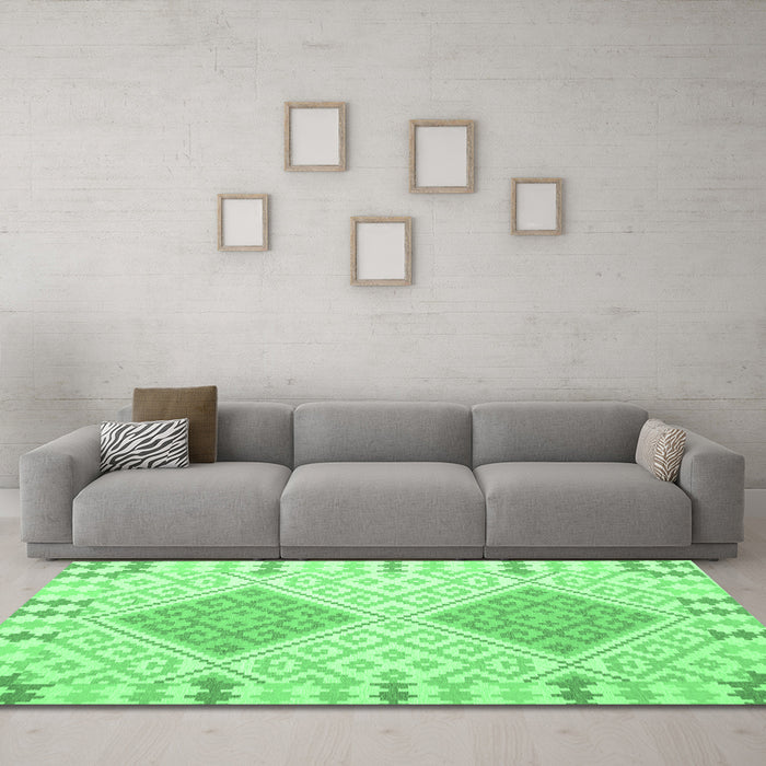 Machine Washable Southwestern Emerald Green Country Area Rugs in a Living Room,, wshcon1831emgrn