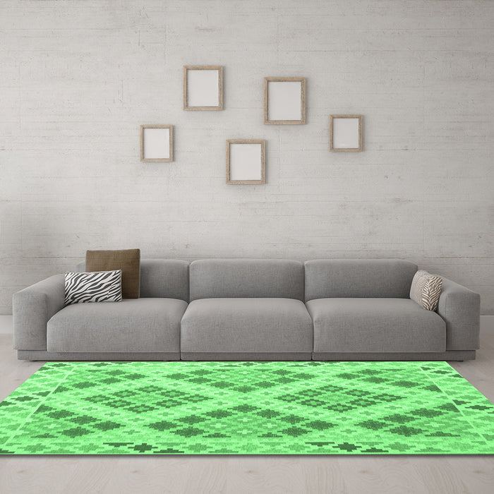 Machine Washable Southwestern Emerald Green Country Area Rugs in a Living Room,, wshcon1832emgrn