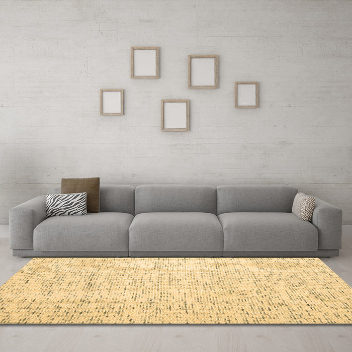 Machine Washable Abstract Brown Contemporary Rug in a Living Room,, wshcon1838brn