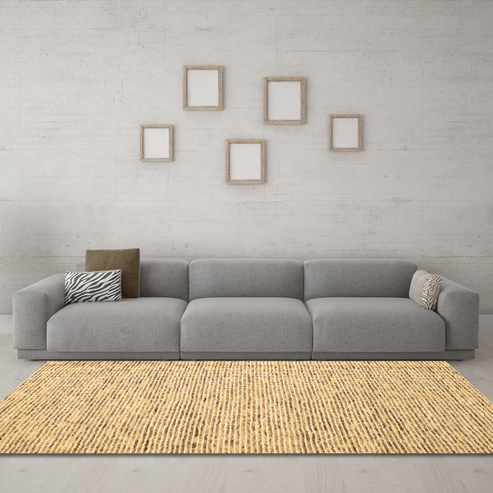 Machine Washable Abstract Brown Contemporary Rug in a Living Room,, wshcon1840brn