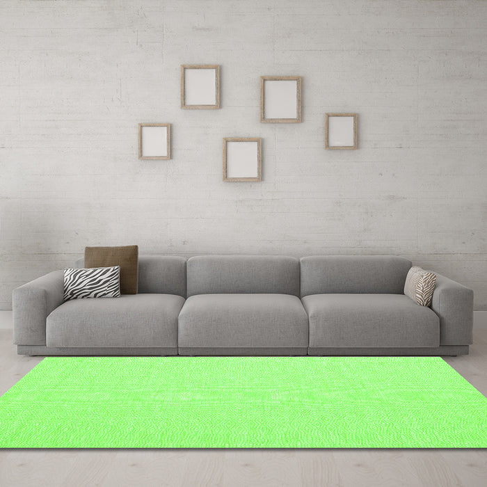 Machine Washable Abstract Green Contemporary Area Rugs in a Living Room,, wshcon1846grn