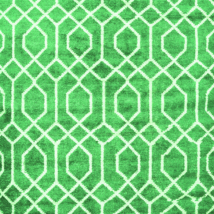 Serging Thickness of Machine Washable Trellis Green Modern Area Rugs, wshcon1851grn