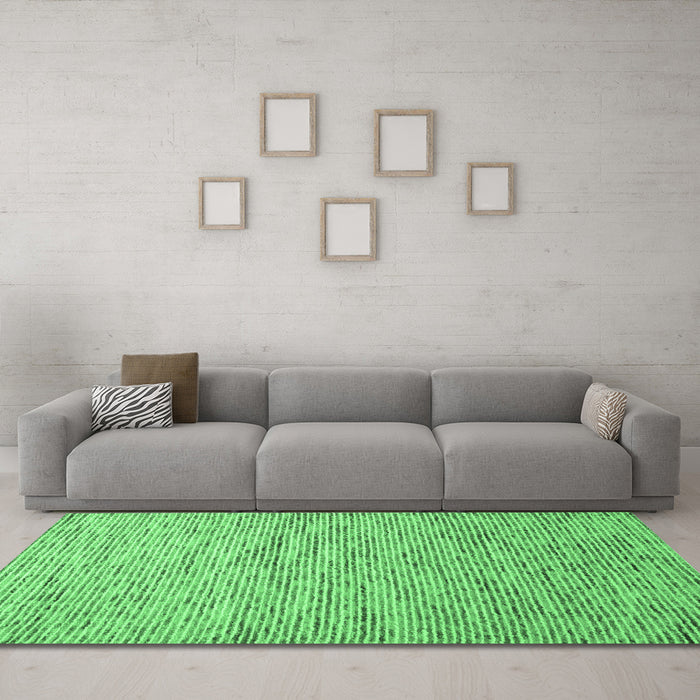 Machine Washable Abstract Emerald Green Contemporary Area Rugs in a Living Room,, wshcon1854emgrn