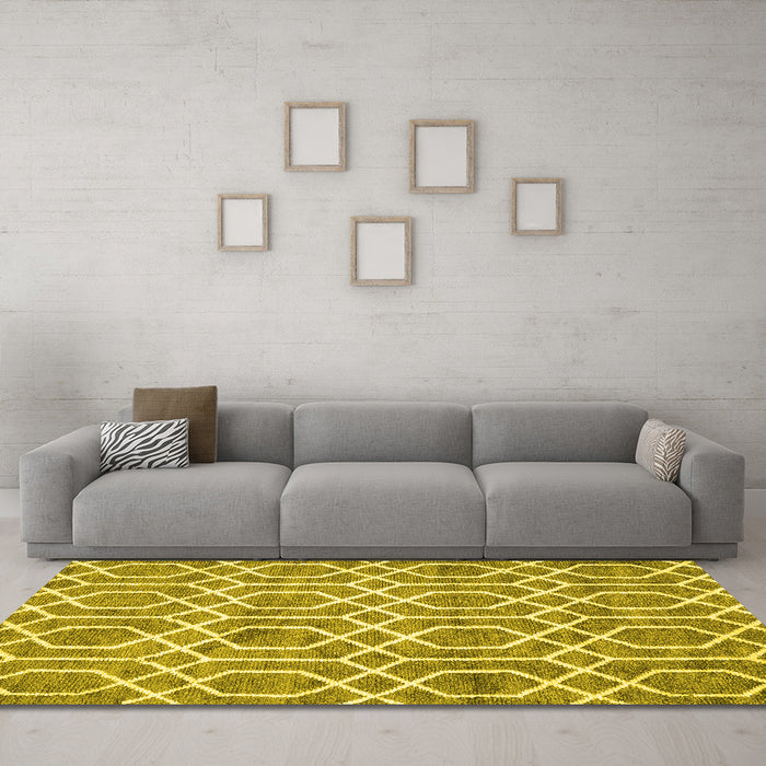 Machine Washable Trellis Yellow Modern Rug in a Living Room, wshcon1864yw