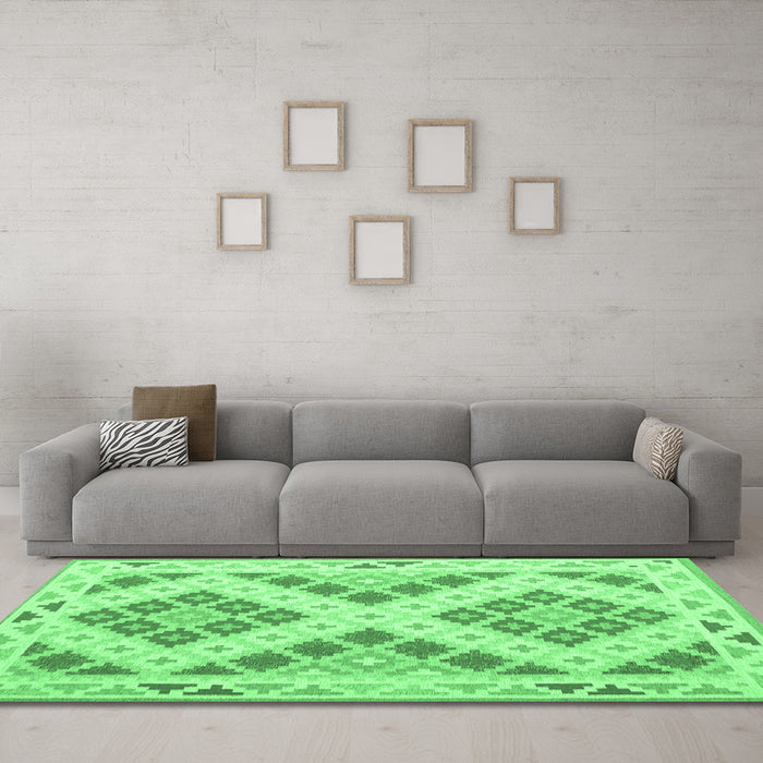 Machine Washable Southwestern Emerald Green Country Area Rugs in a Living Room,, wshcon1873emgrn