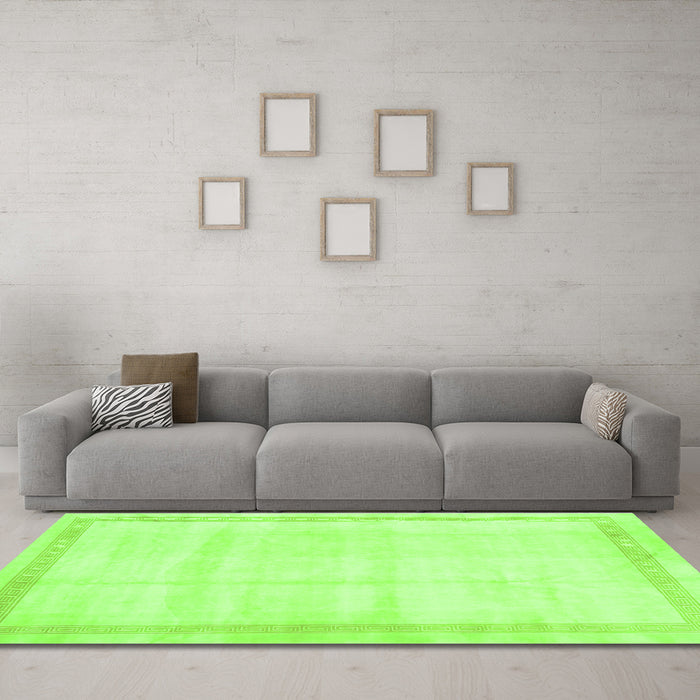 Machine Washable Solid Green Modern Area Rugs in a Living Room,, wshcon1886grn
