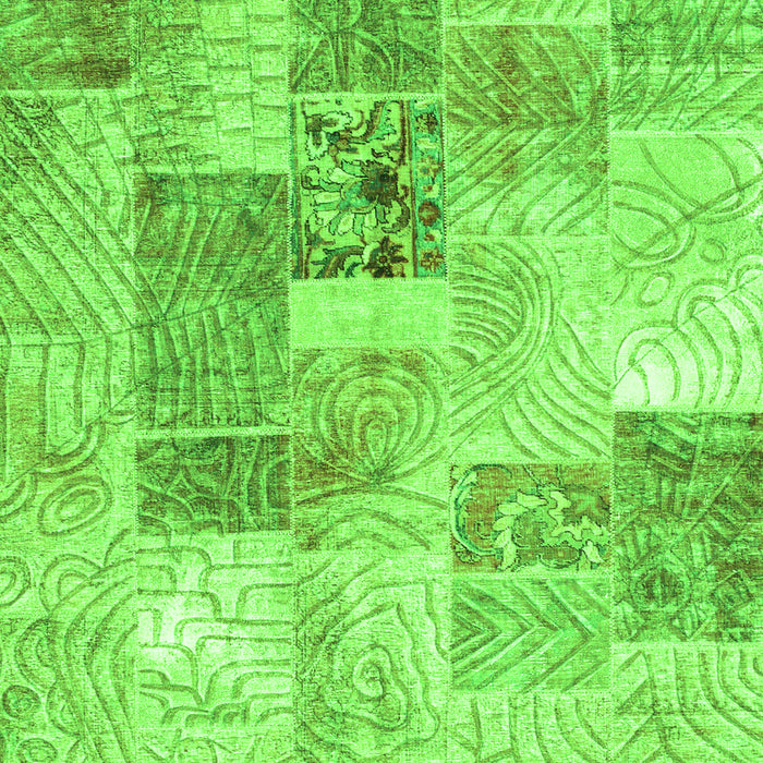 Serging Thickness of Machine Washable Patchwork Green Transitional Area Rugs, wshcon1890grn