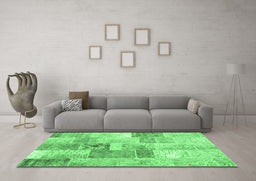 Machine Washable Patchwork Emerald Green Transitional Area Rugs in a Living Room,, wshcon1890emgrn