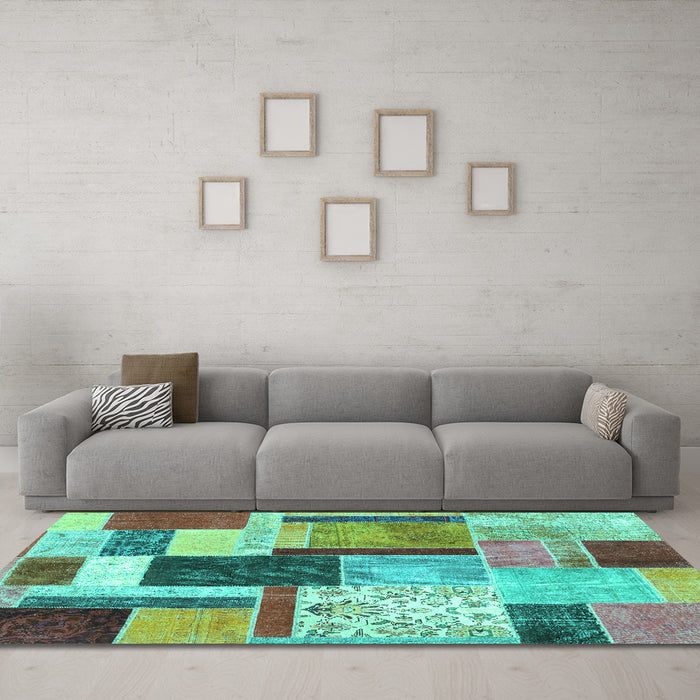 Machine Washable Patchwork Turquoise Transitional Area Rugs in a Living Room,, wshcon1891turq